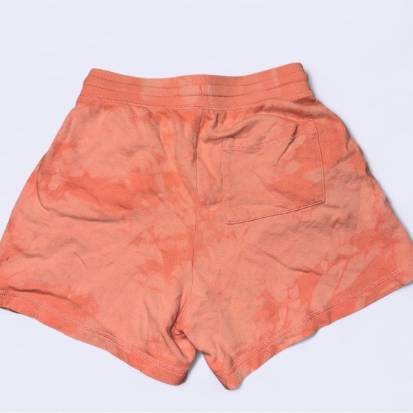 Old Navy Women's Coral Athletic Shorts - Picture 5 of 5